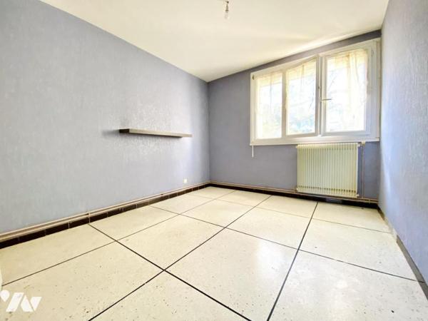 Appartement T3 résidence Les Mendrous, proximité immédiate arret de tram Clairval