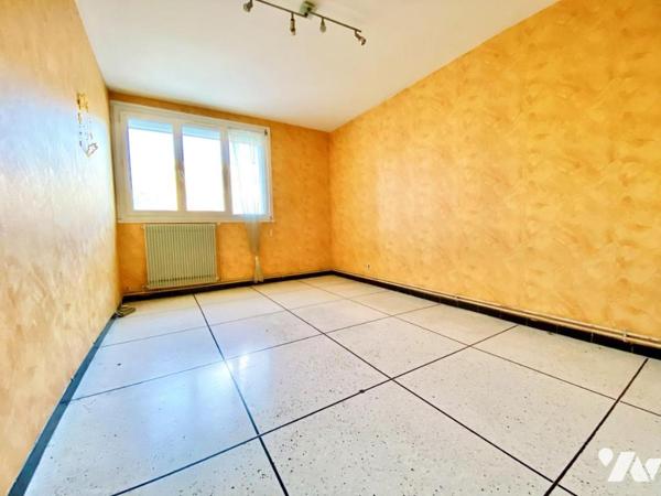 Appartement T3 résidence Les Mendrous, proximité immédiate arret de tram Clairval