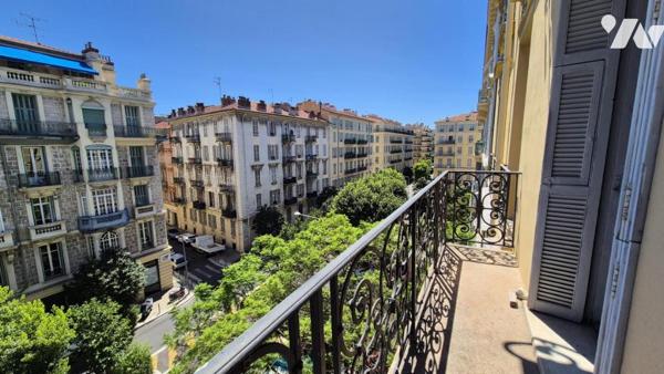 Carré d’Or / Bas Gambetta – Appartement de prestige de 205 m² au sein d’un Palais niçois.