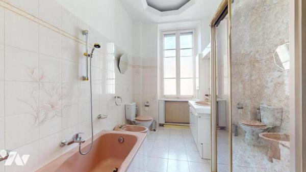 Carré d’Or / Bas Gambetta – Appartement de prestige de 205 m² au sein d’un Palais niçois.