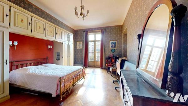 Carré d’Or / Bas Gambetta – Appartement de prestige de 205 m² au sein d’un Palais niçois.