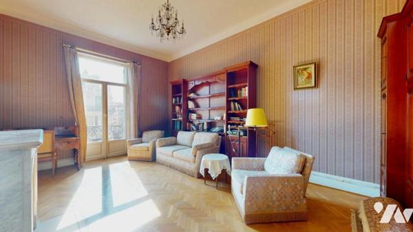 Carré d’Or / Bas Gambetta – Appartement de prestige de 205 m² au sein d’un Palais niçois.