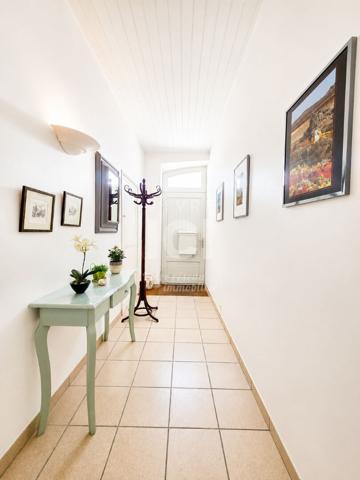 Maison Pont Saint Martin 7 pièce(s) 244 m2