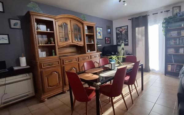 Maison à vendre    5 pièces •  Monbéqui