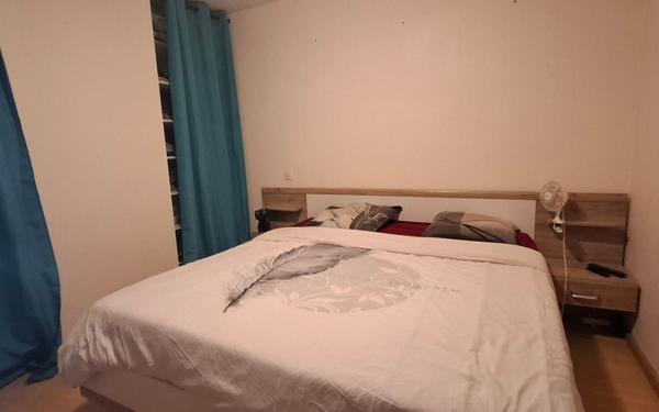 Maison à vendre    5 pièces •  Monbéqui