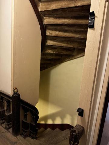 LANGRES, Studio 30 m2, etage et grenier améngeables