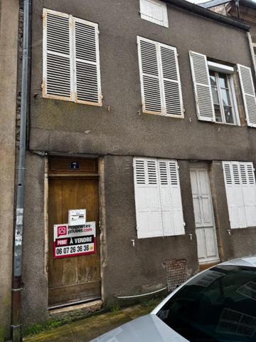 LANGRES, Studio 30 m2, etage et grenier améngeables