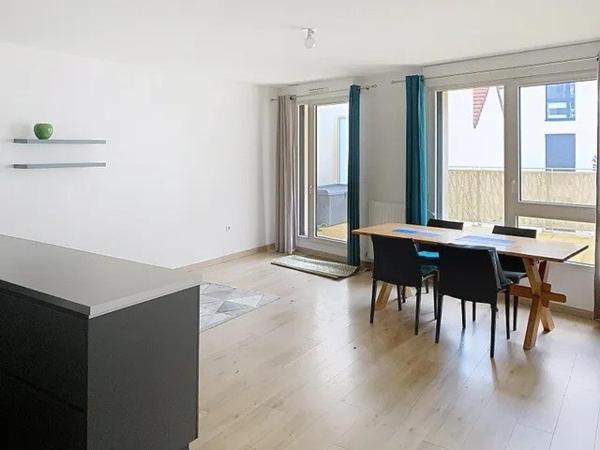 VICTOR HUGO/MAIRIE- F4 82m2+TERRASSE & PARKING