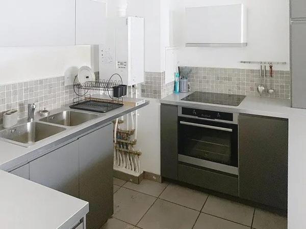 VICTOR HUGO/MAIRIE- F4 82m2+TERRASSE & PARKING