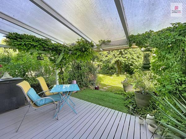 Maison individuelle à Riedisheim avec un magnifique jardin arboré  en ville !