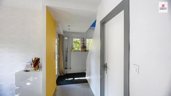 Maison individuelle à Riedisheim avec un magnifique jardin arboré  en ville !