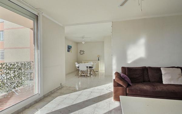 Appartement à louer    3 pièces • 86,39 m2 Rognac