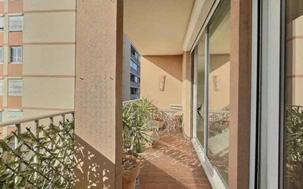 Appartement à louer    3 pièces • 86,39 m2 Rognac