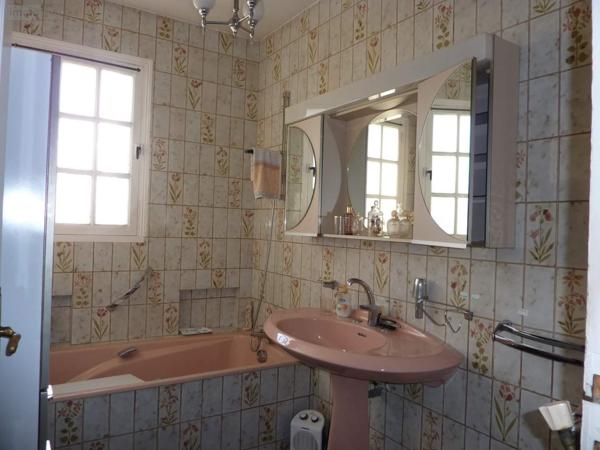 Maison à vendre à Dinan dans les Côtes-d'Armor (22100), ref : 038/253