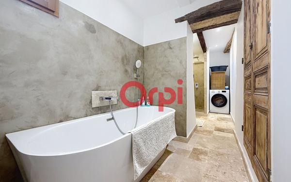 Maison à vendre    5 pièces •  Le Plan-de-la-Tour