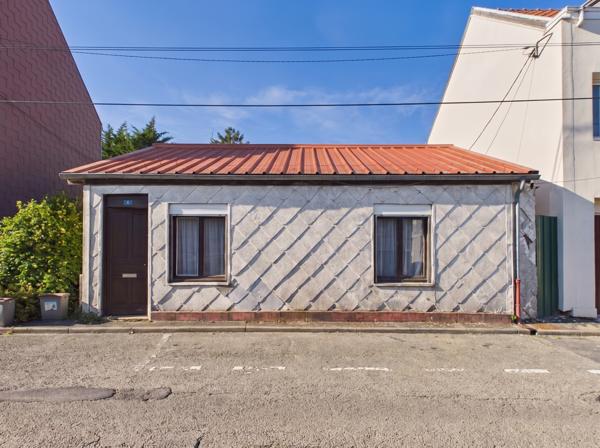 Maison
         4 pièces
        - 80 m² 65 000 € *