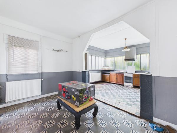 Maison
         4 pièces
        - 80 m² 65 000 € *