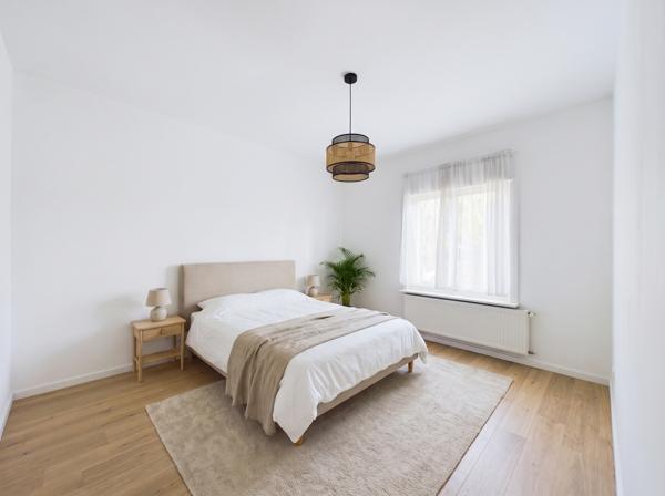 Maison
         4 pièces
        - 80 m² 65 000 € *