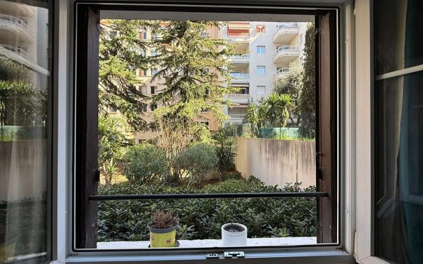 Appartement à vendre    3 pièces • 63,92 m2 Nice