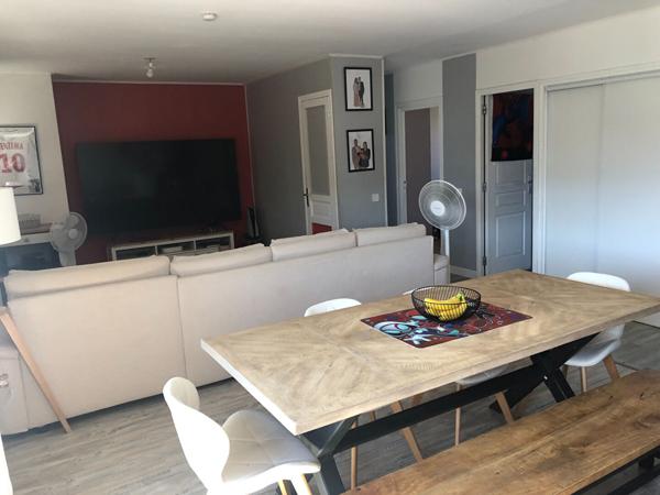 Appartement Feyzin 5 pièce(s) 90 m2 , Feyzin
