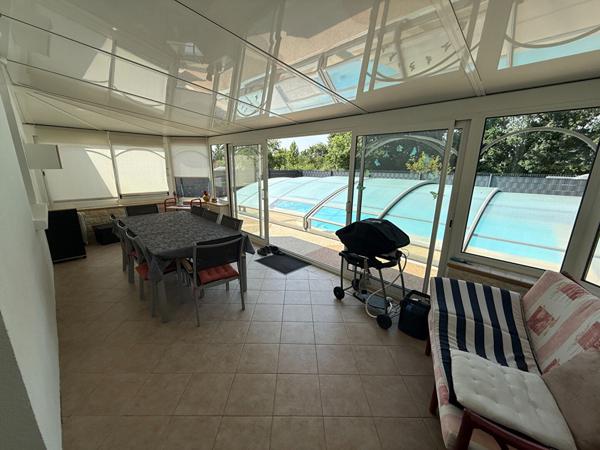 Maison 12 min sud Angers - 4 chambres - Exterieur paysage avec piscine - Bus a 100m