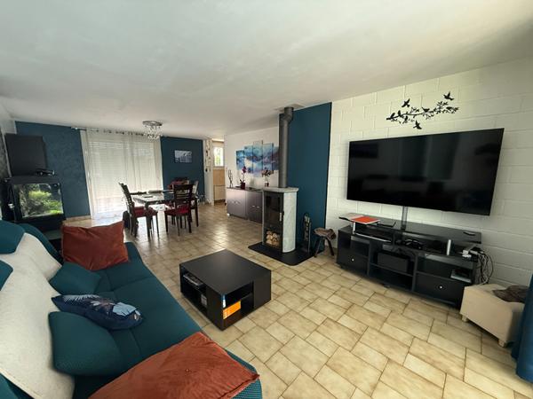 Maison 12 min sud Angers - 4 chambres - Exterieur paysage avec piscine - Bus a 100m