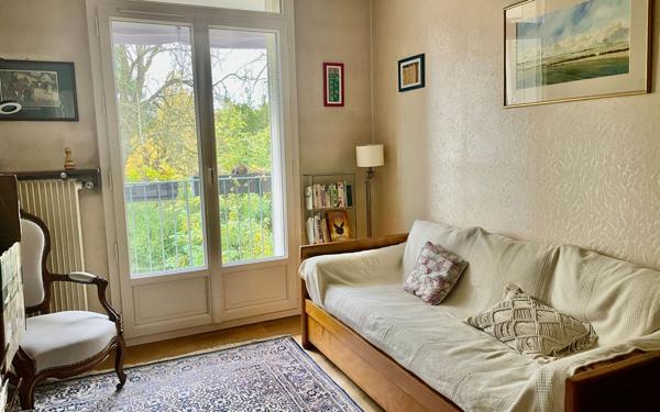 Appartement à vendre    3 pièces • 62,25 m2 Viroflay