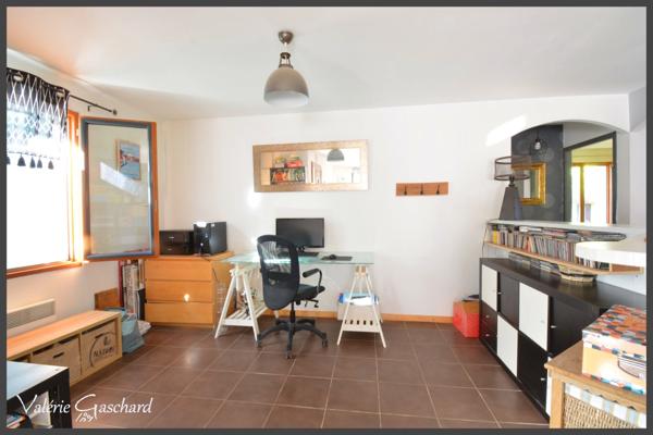 Ménesplet (proche Montpon-Ménestérol) Maison de 130 m² en parfait état