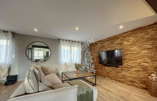 Maison Saint Pierre Montlimart 5 pièce(s) 146 m2