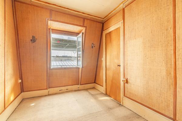 Marais - Place des Vosges - Bastille - Dernier étage - Joli 3 pièces à potentiel