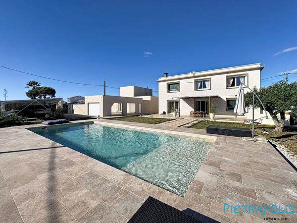 FRONTIGNAN : Sur une parcelle de 1461m², Villa R+1 T7
