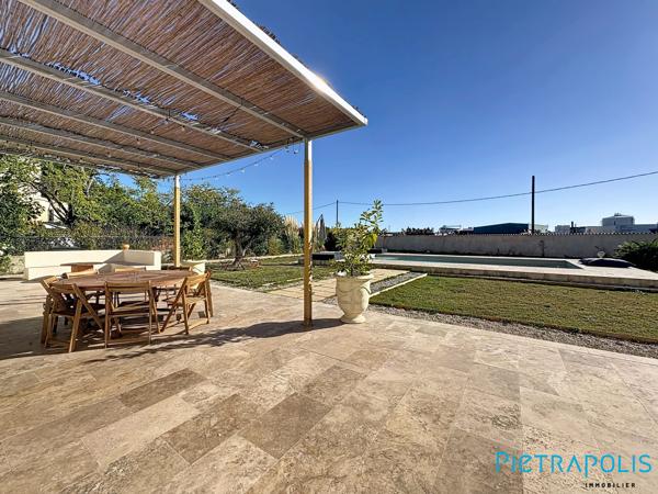 FRONTIGNAN : Sur une parcelle de 1461m², Villa R+1 T7