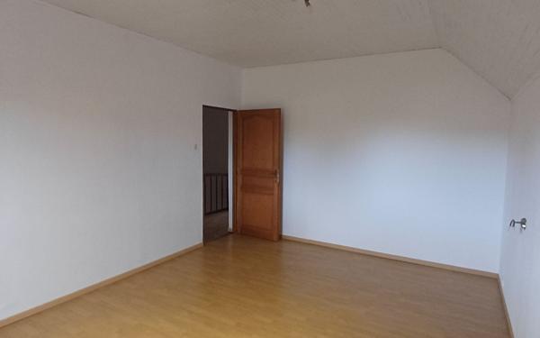 Maison à louer    5 pièces • 132 m2 Aumetz