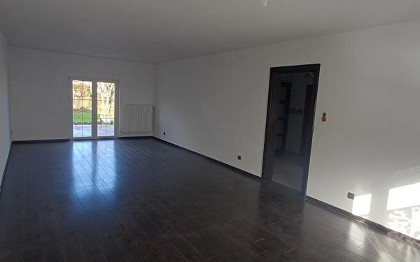 Maison à louer    5 pièces • 132 m2 Aumetz