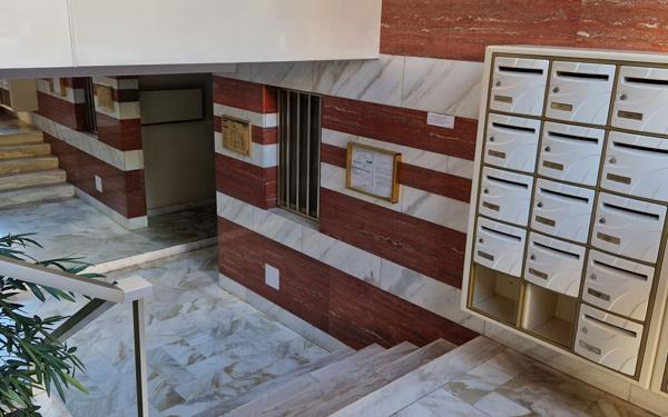 Appartement à louer    2 pièces •  Cannes