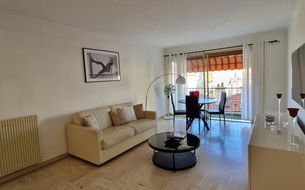 Appartement à louer    2 pièces •  Cannes