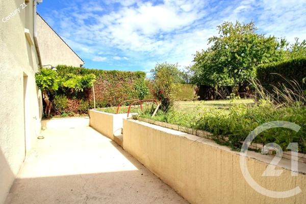 Maison à vendre  4 pièces - 90 m 2   CHATEAU THIERRY  - 02