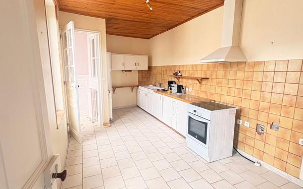 Maison à vendre    5 pièces •  Saint-Quentin