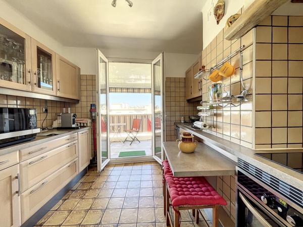 Nice St Roch- 3 pièces MEUBLE - 68.58 m2