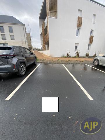 Location parking Saint Philbert De Grand Lieu : 50 € - AJP Immobilier Saint-Philbert-de-Grand-Lieu