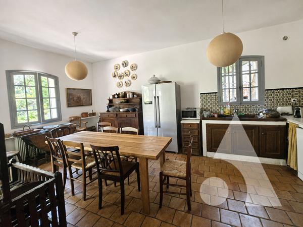 Maison 8 pièces 192.82 m2
