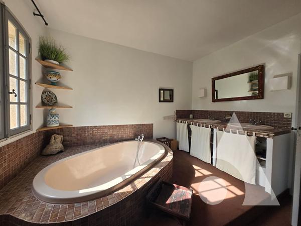 Maison 8 pièces 192.82 m2