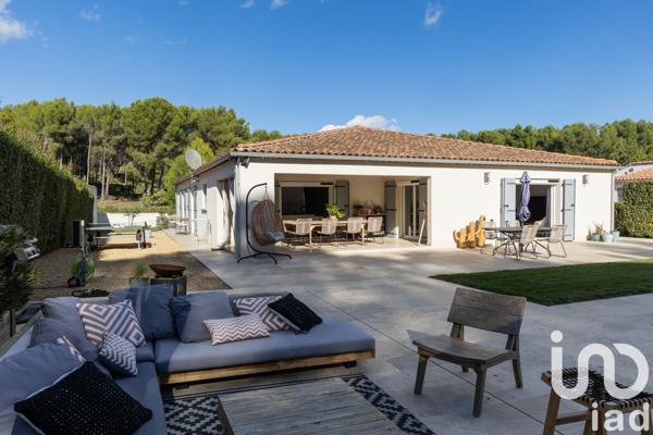 Maison à vendre 6 pièces 198 m² Ventabren