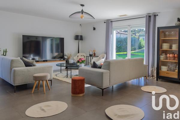 Maison à vendre 6 pièces 198 m² Ventabren