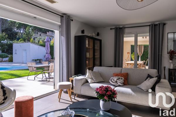 Maison à vendre 6 pièces 198 m² Ventabren