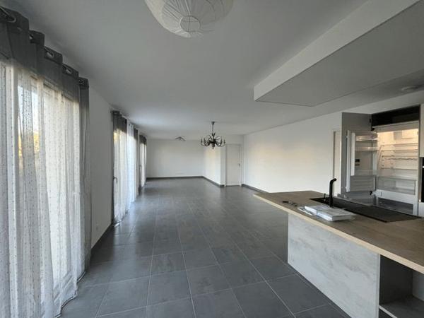 Location Maison 4 pièces 110 m² - 18 RUE DES TANNERIES Aubigne Racan 72800