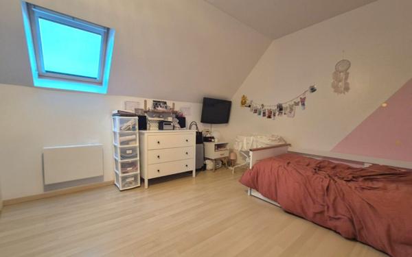 Maison à vendre    4 pièces • 100,30 m2 Jouy-le-Châtel