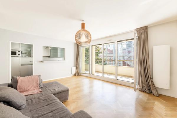 Appartement Paris 9 e - RODIER