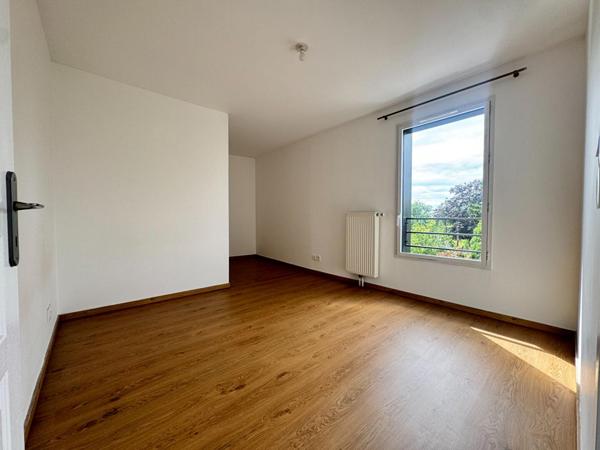 A VENDRE : T2 à LILLE • • 163 000 € FAI • Réf. 1998