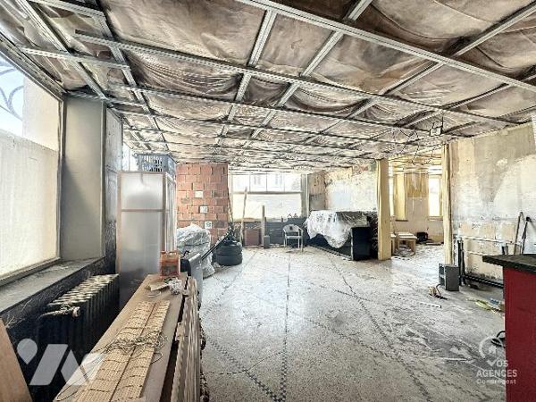 GIVET - PROCHE GARE
Ancien hôtel-restaurant
Location saisonnière actuellement